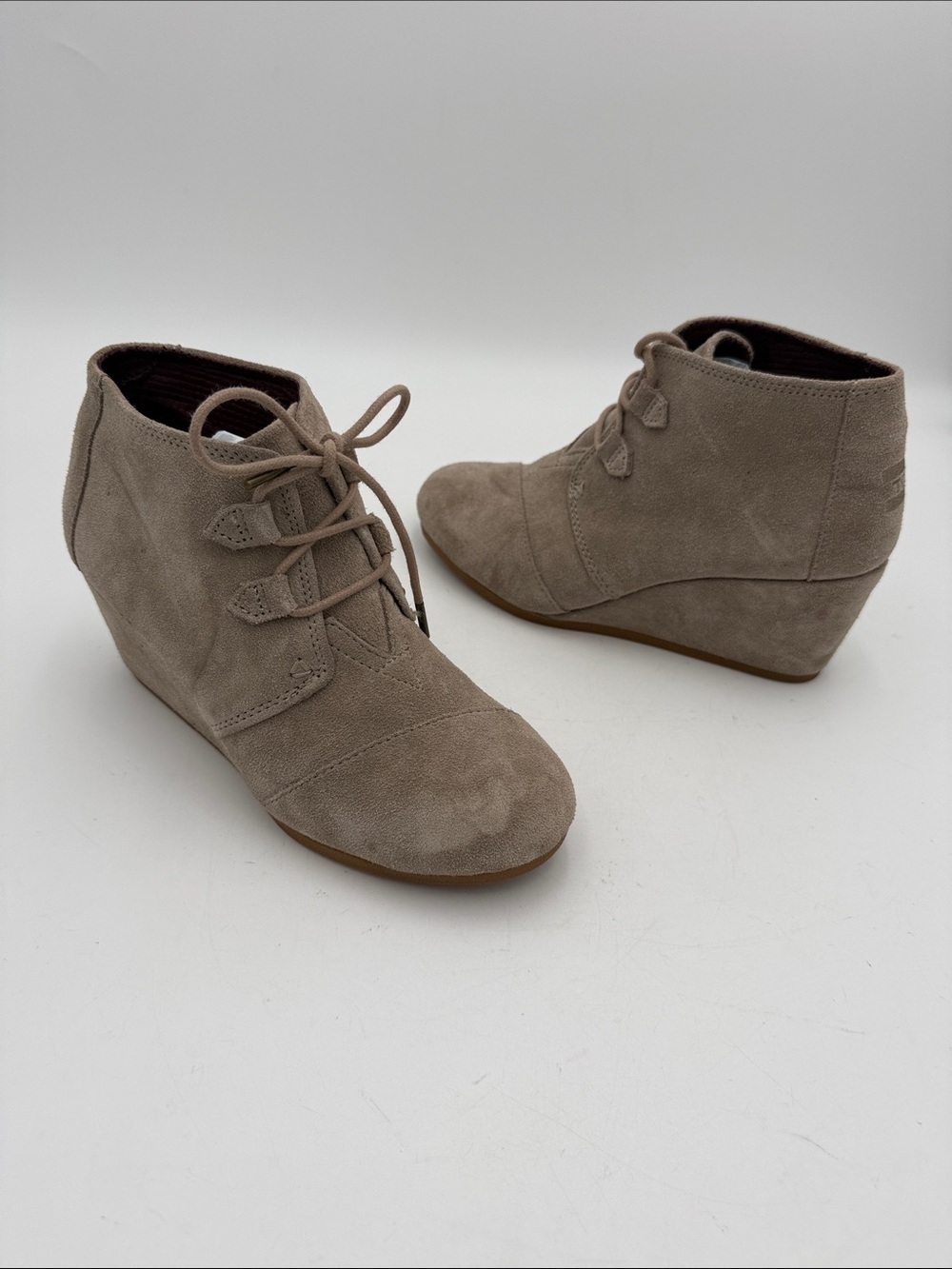 Toms Taupe Suede Wedge Lace-Up Ankle Boots women 8.5 casual office fall winter